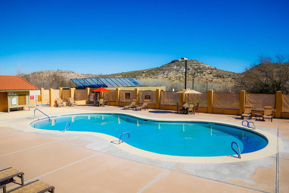 Verde Valley Deck Cottage 8